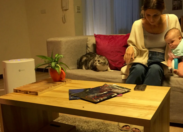 全球第一台具備人工智慧及專家系統的空氣清淨機,來自台灣 pet_in_home-1-590x426 全球第一台具備人工智慧及專家系統的空氣清淨機,來自台灣 pet_in_home-1-590x426