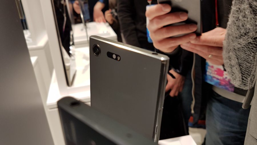 Sony 全新旗艦 Xperia XZ Premium,全世界拍照最快的手機 20170227_090439-900x506 Sony 全新旗艦 Xperia XZ Premium,全世界拍照最快的手機 20170227_090439-900x506
