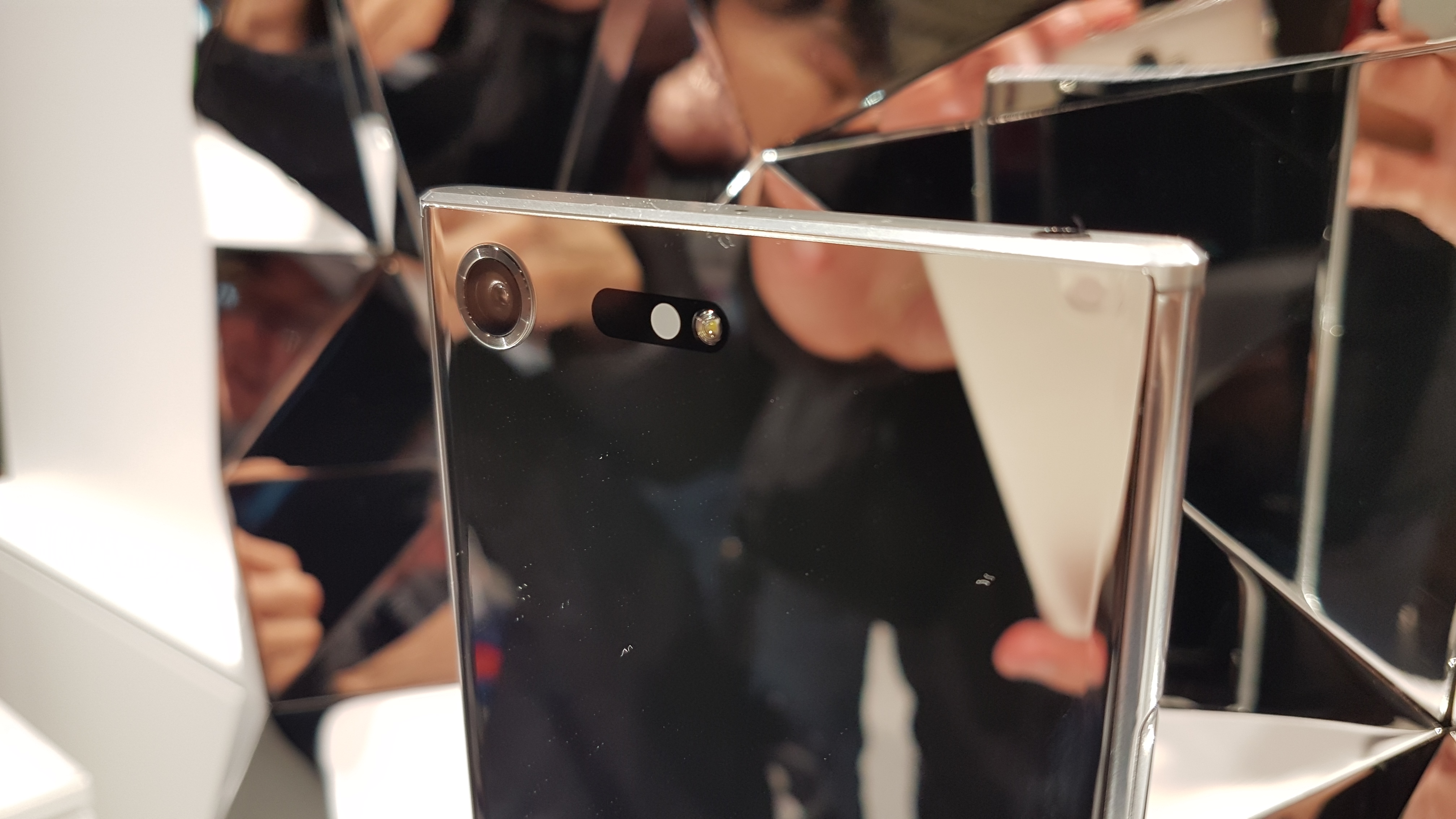 Sony 全新旗艦 Xperia XZ Premium，全世界拍照最快的手機 20170227_090948