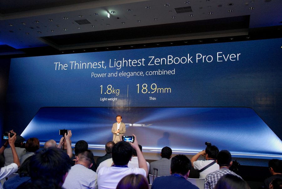 華碩 2017 新品筆電、手機大量公開!高效輕薄超亮眼 DSC_0088-900x602 華碩 2017 新品筆電、手機大量公開!高效輕薄超亮眼 DSC_0088-900x602