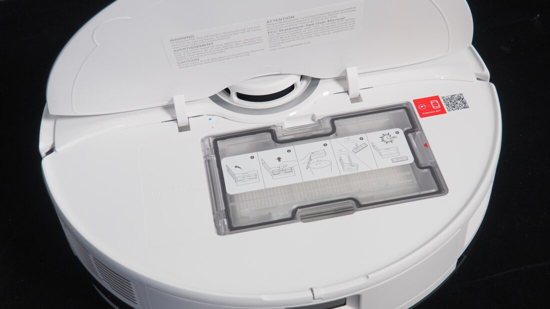 第一款「自己拖、自己洗、自己換水」的掃地機來啦!Roborock S8 Pro Ultra、S8+ 掃地機詳細評測 P4090106-1100x619 第一款「自己拖、自己洗、自己換水」的掃地機來啦!Roborock S8 Pro Ultra、S8+ 掃地機詳細評測 P4090106-1100x619