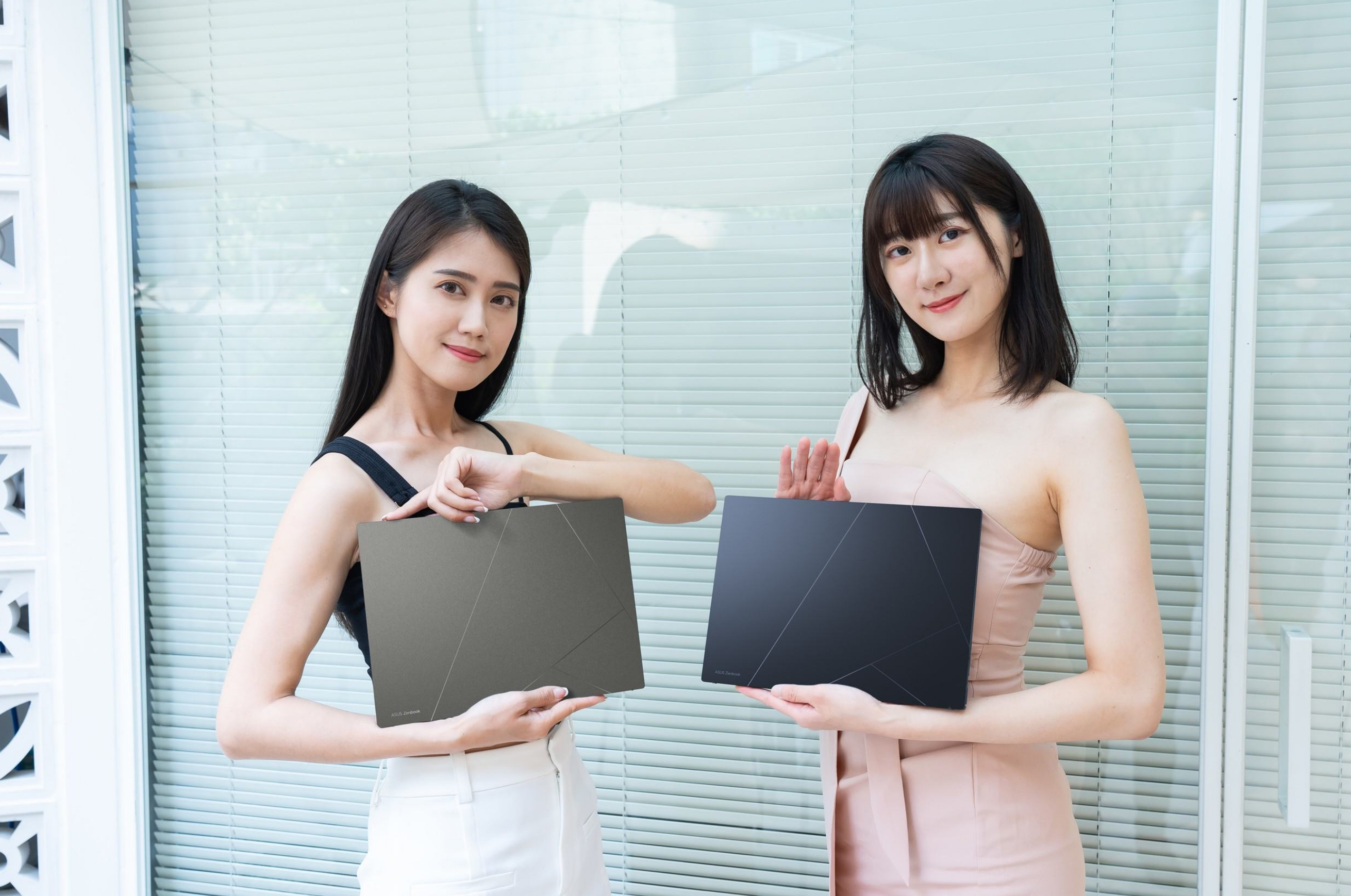 華碩全球最薄 13 吋 OLED 筆電來了!全新 Zenbook、Vivobook系列筆電,1公斤+1公分 輕薄高效能 image-45 華碩全球最薄 13 吋 OLED 筆電來了!全新 Zenbook、Vivobook系列筆電,1公斤+1公分 輕薄高效能 image-45