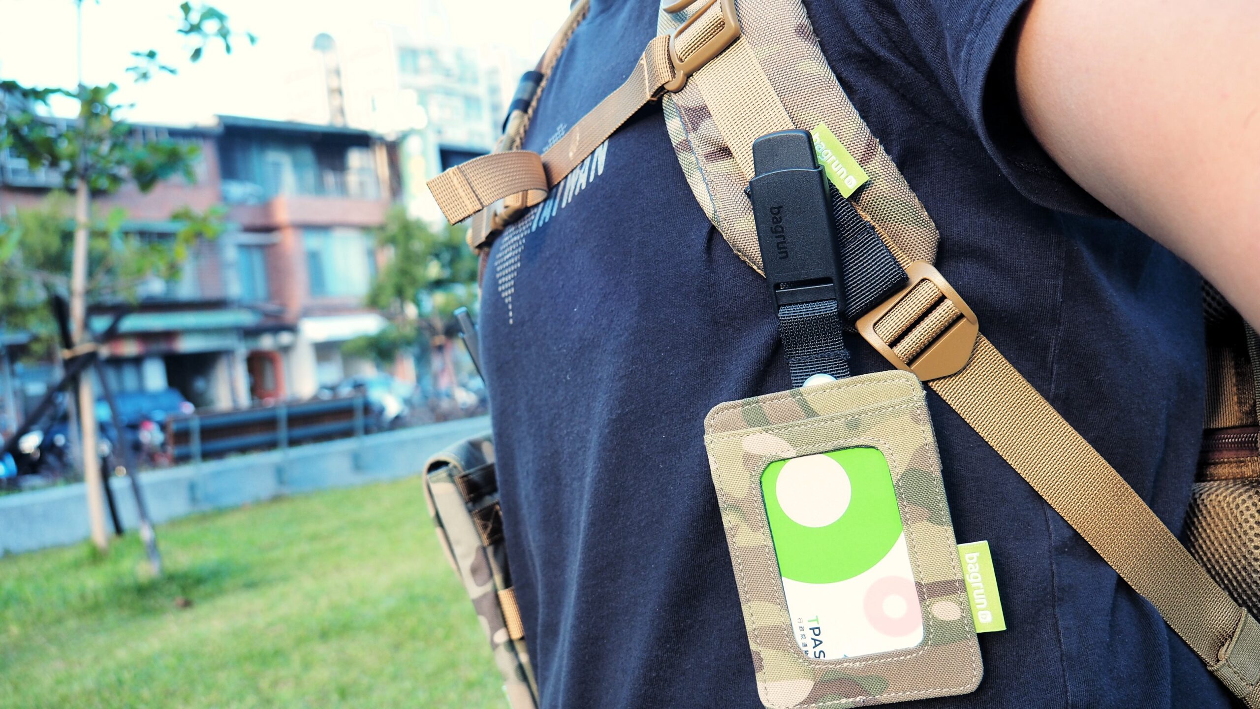 一個能包辦你日常到戶外生活的背包,7~27公分超狂伸展範圍:SwiftMag 磁瞬快取後背包 | bagrun三代都會玩家 P9283293-scaled 一個能包辦你日常到戶外生活的背包,7~27公分超狂伸展範圍:SwiftMag 磁瞬快取後背包 | bagrun三代都會玩家 P9283293-scaled