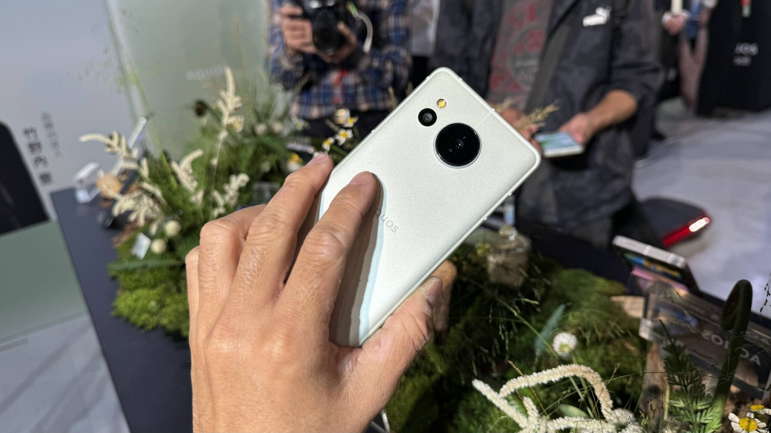 夏普推出中階高性能 5G 手機 AQUOS sense8，單手好握，大感光元件讓你輕鬆拍美照！ IMG_0517-scaled