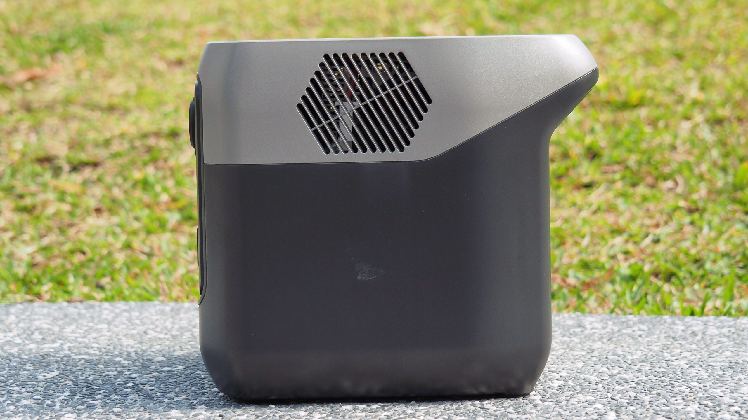 戶外露營不怕缺電!EcoFlow River2 Pro、Delta 2 便攜移動儲能電源讓你隨時滿電! P1023586-scaled 戶外露營不怕缺電!EcoFlow River2 Pro、Delta 2 便攜移動儲能電源讓你隨時滿電! P1023586-scaled