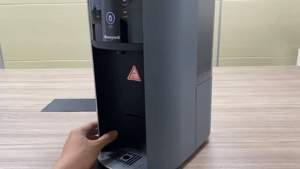 Honeywell 太空人RO 瞬熱淨飲水機評測,我用過最貼心、方便使用的 RO 淨水器! honeywell-rotate Honeywell 太空人RO 瞬熱淨飲水機評測,我用過最貼心、方便使用的 RO 淨水器! honeywell-rotate