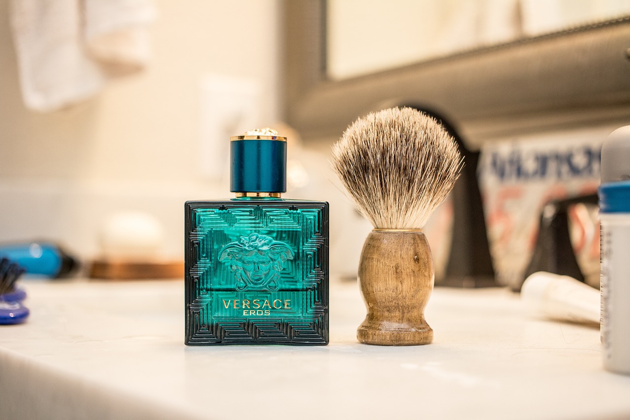 [2024 最新] 買空氣清淨機有用嗎？購買前必備的選購知識 shaving-brush-4874621_1280