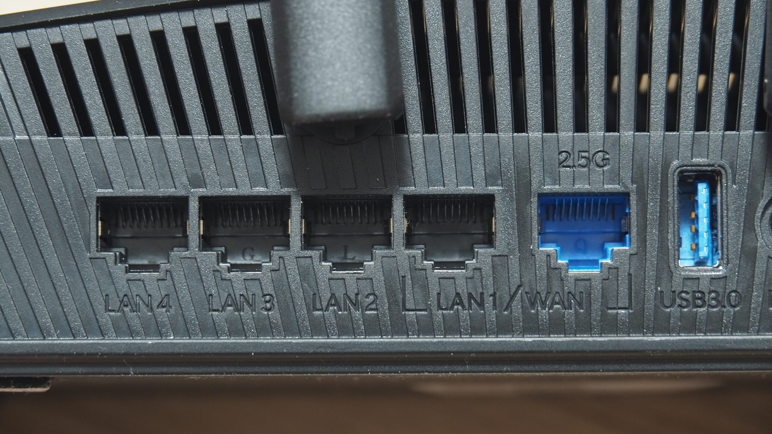 商業空間、長時間安心掛網!WiFi 7 路由器:ASUS RT-BE58U 評測 P9254061-scaled 商業空間、長時間安心掛網!WiFi 7 路由器:ASUS RT-BE58U 評測 P9254061-scaled