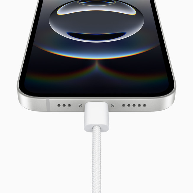 該買 iPhone 16 還是 16e?最便宜的 Apple AI 手機 iPhone 16e 來了! iphone-16e-usb-c 該買 iPhone 16 還是 16e?最便宜的 Apple AI 手機 iPhone 16e 來了! iphone-16e-usb-c