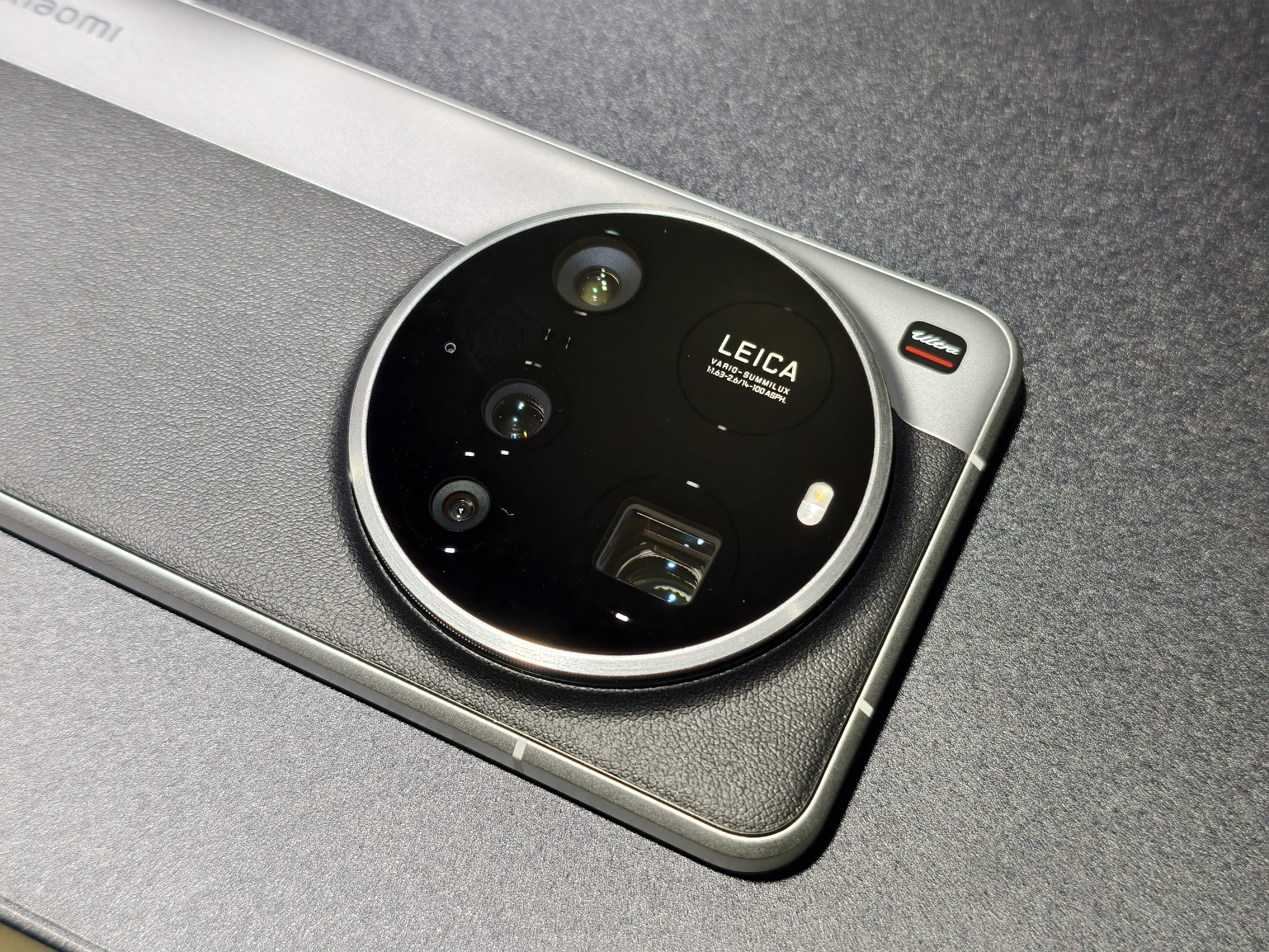小米年度旗艦 Xiaomi 15 Series 登場!影像、智慧體驗全面升級 image-5 小米年度旗艦 Xiaomi 15 Series 登場!影像、智慧體驗全面升級 image-5