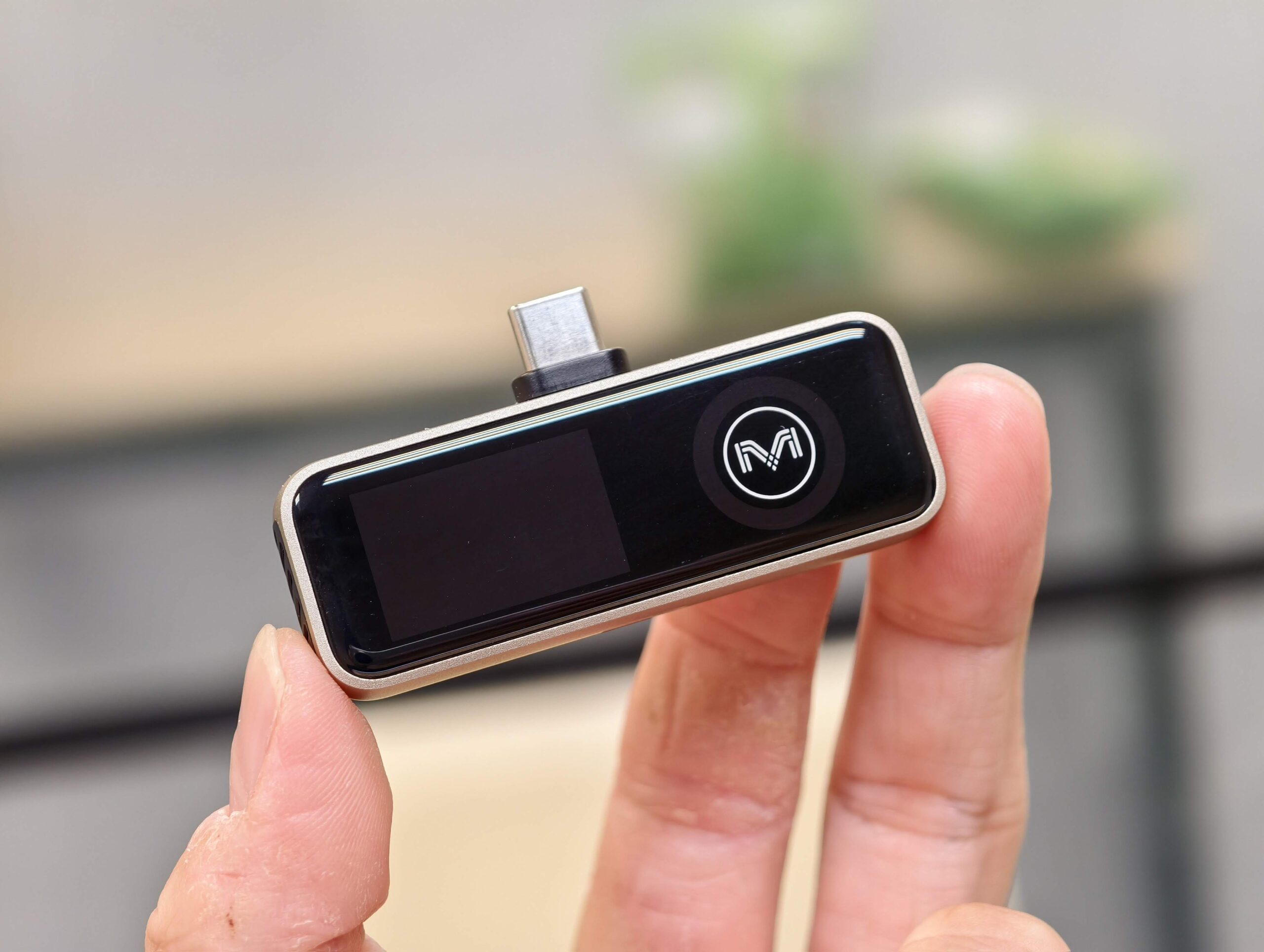 隨身固態硬碟 MiniMax 評測：2TB 容量、千MB 傳輸、邊錄邊充！iPhone 的最佳拍檔 IMG_20250409_145945-scaled