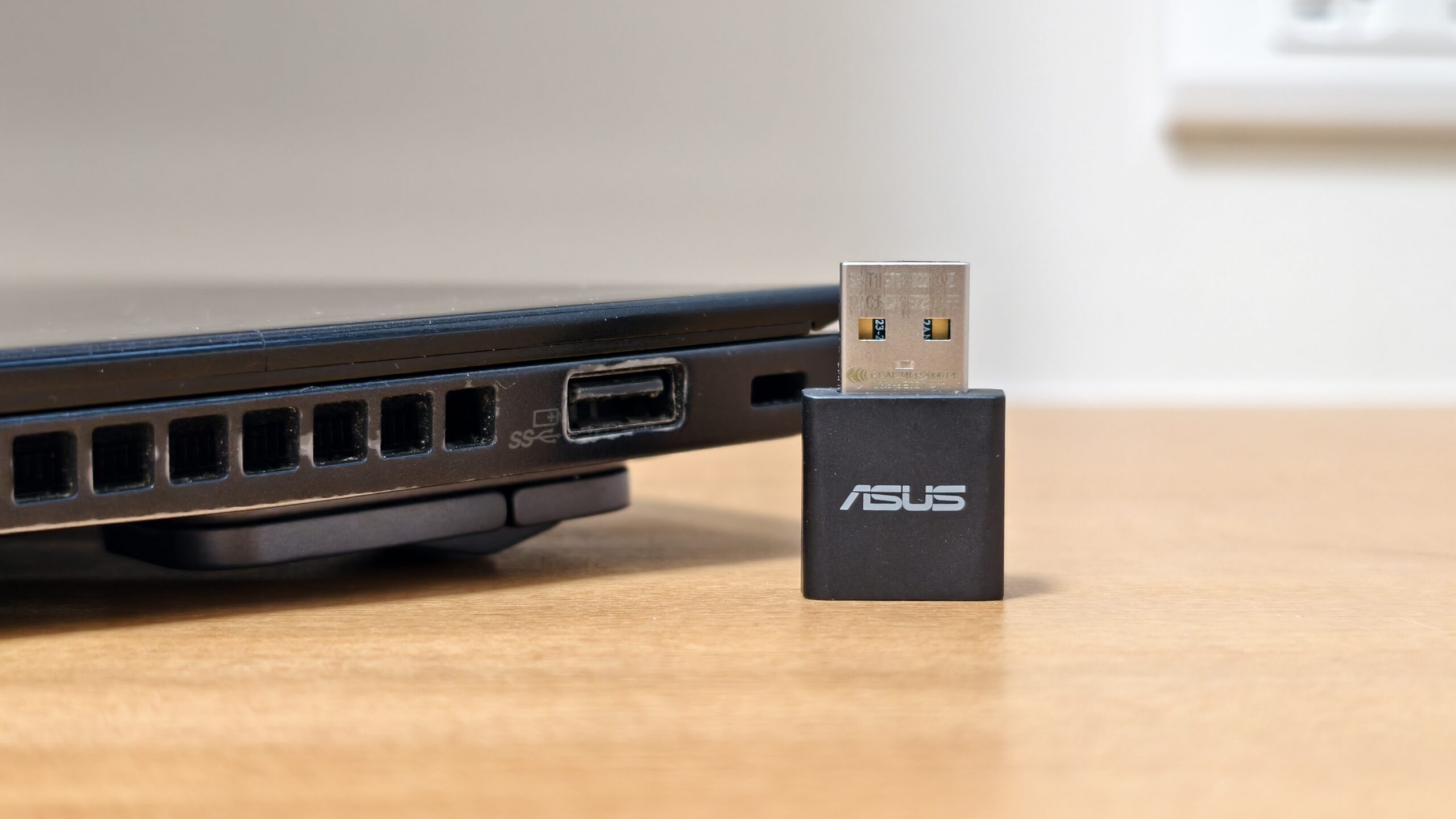 [評測] ROG USB-BE92、USB-BE92 Nano USB WiFi 7 網卡實測，幫筆電、桌機升級 WiFi 7，速度快 5 倍！ IMG_20250518_164607-scaled