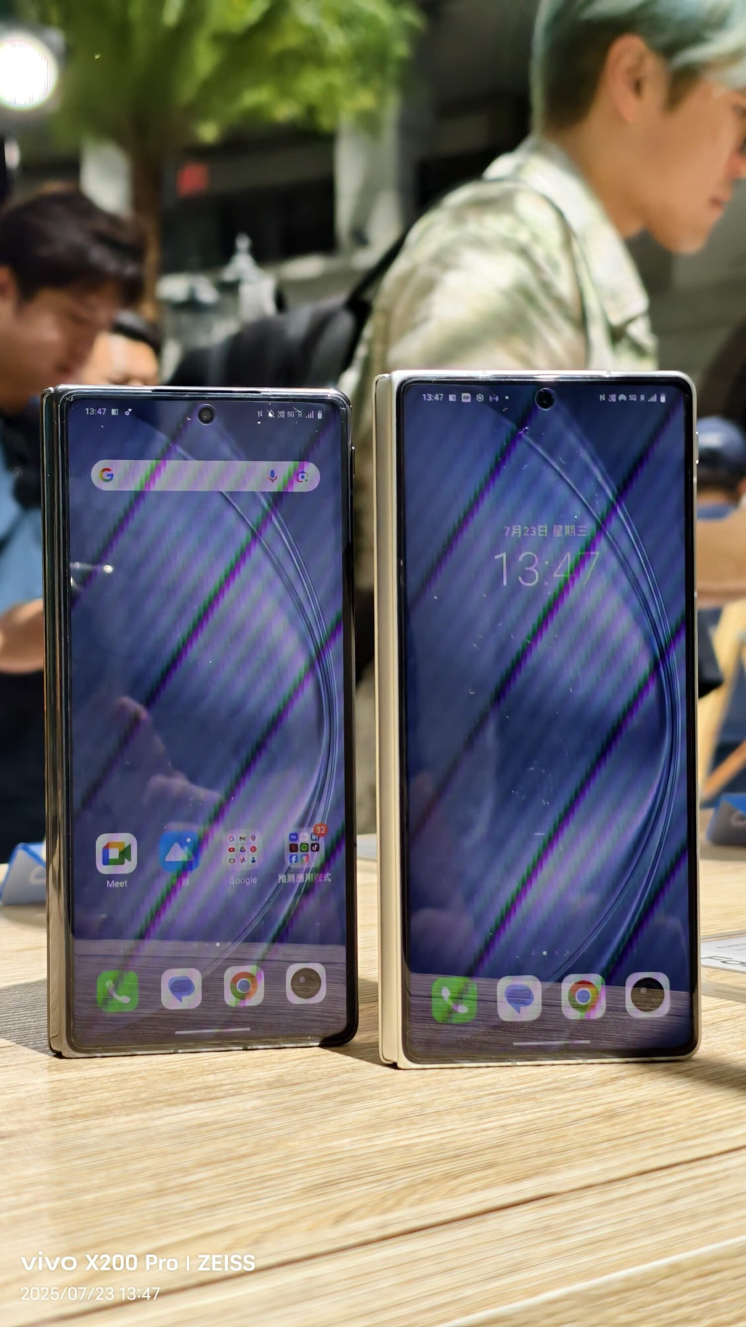 vivo 旗艦大折 X Fold5 公布售價,$52,990 輕薄入手! 1000011553-1500x2667 vivo 旗艦大折 X Fold5 公布售價,$52,990 輕薄入手! 1000011553-1500x2667