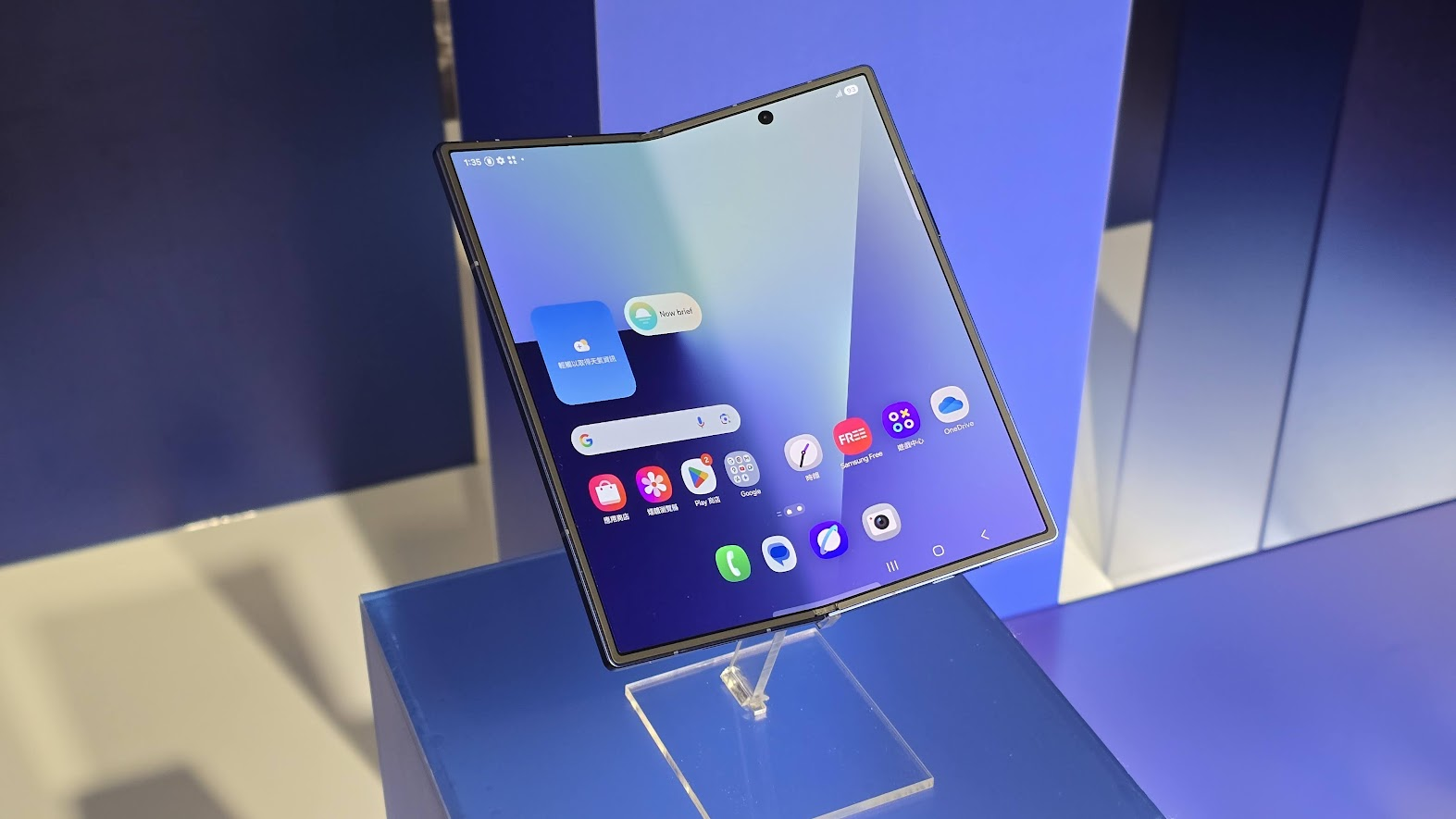 三星摺疊旗艦 Galaxy Z Fold7/Z Flip7 預購正火熱,預購取機現折 3,000 image-7 三星摺疊旗艦 Galaxy Z Fold7/Z Flip7 預購正火熱,預購取機現折 3,000 image-7