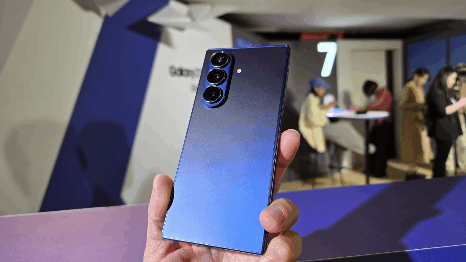[摺疊大戰] vivo X Fold5、Samsung Galaxy Z Fold7 該選誰？細部規格、相機功能比較 image-9-1500x844
