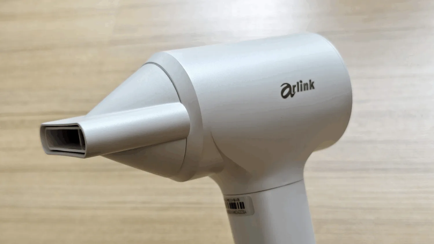 CP 值超高！男生用也很有感的 arlink STORM i 負離子 溫控高速吹風機 image-30-1500x844