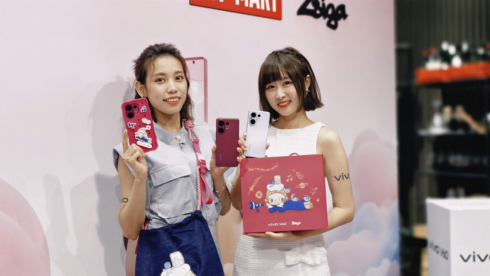 vivo V60 蔡司人像旗艦上市!首搭超級長膠鏡頭,聯名 POP MART 還有專屬圖框! image-49 vivo V60 蔡司人像旗艦上市!首搭超級長膠鏡頭,聯名 POP MART 還有專屬圖框! image-49