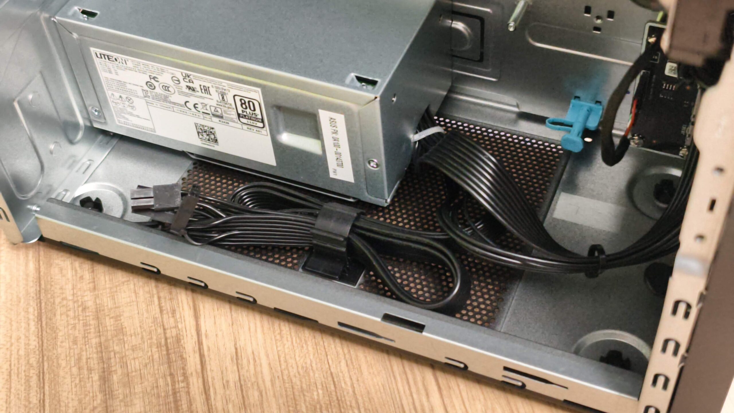 華碩第一款商用 AI PC ExpertCenter D900 Mini Tower (D900MF) 評測 IMG_20250831_141532-scaled 華碩第一款商用 AI PC ExpertCenter D900 Mini Tower (D900MF) 評測 IMG_20250831_141532-scaled