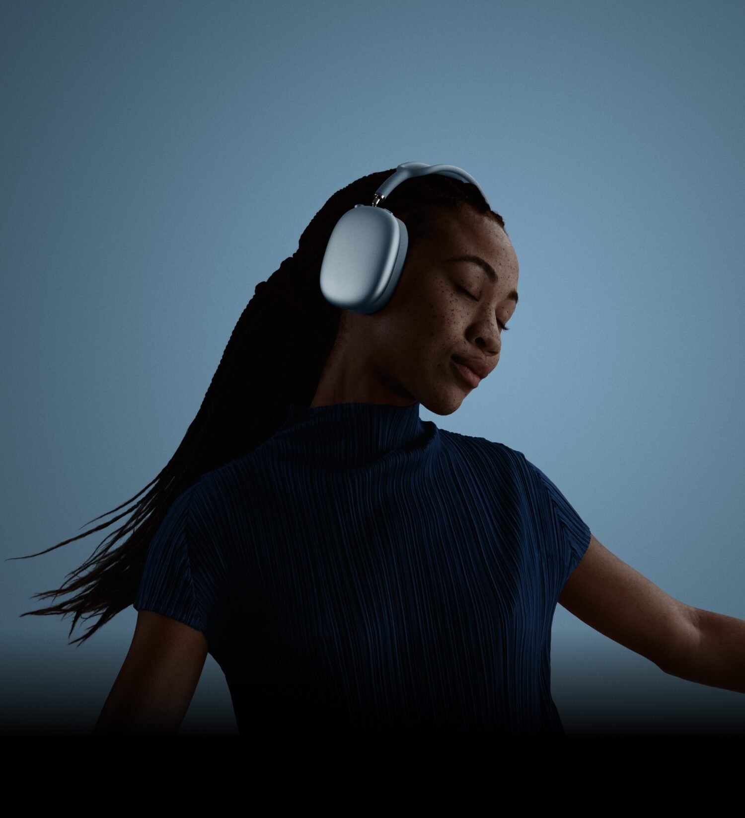 蘋果 AirPods Max 2 重磅登場：H2 晶片加持，結合 Apple Intelligence 打造最強生產力耳機 image-9-3-1500x1646