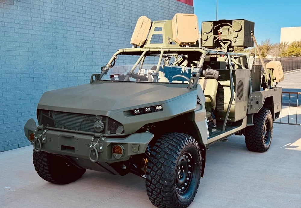 軍事科技|美國陸軍啟動365天定向能反無人機評測,AMP-HEL雷射已在邊境摧毀11架無人機 1000w_q95-9 軍事科技|美國陸軍啟動365天定向能反無人機評測,AMP-HEL雷射已在邊境摧毀11架無人機 1000w_q95-9