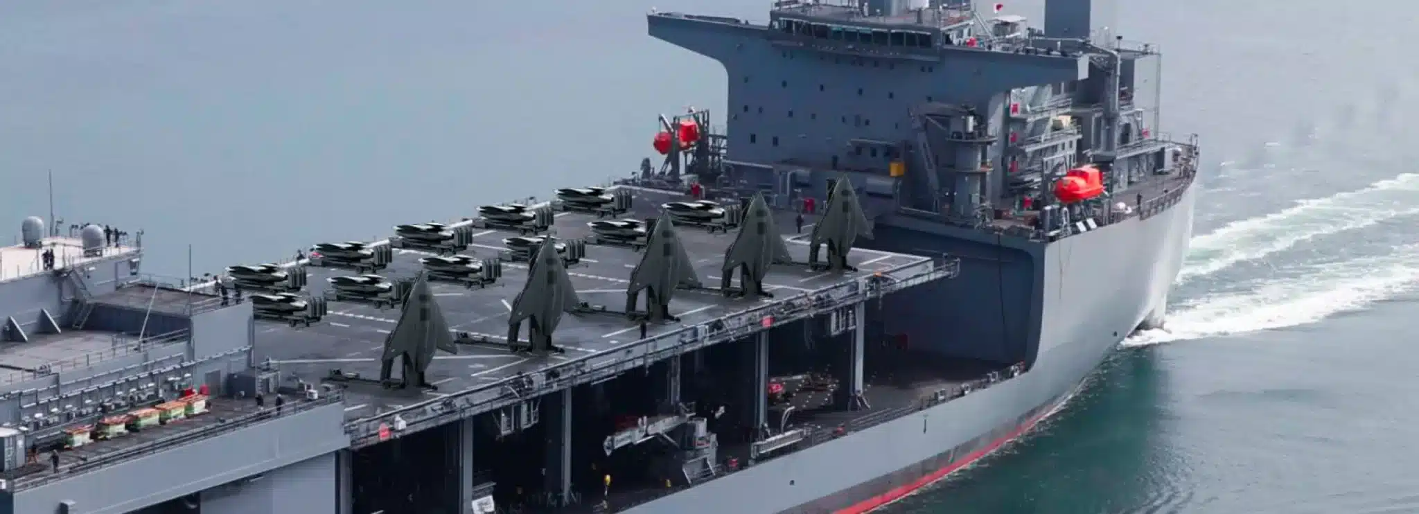 軍事科技｜Shield AI X-BAT垂直起降無人戰機曝光詳細規格 美國海軍加碼投資達4億美元 2026_OCT_RIMES_Hero_V4-scaled.jpg-scaled-1